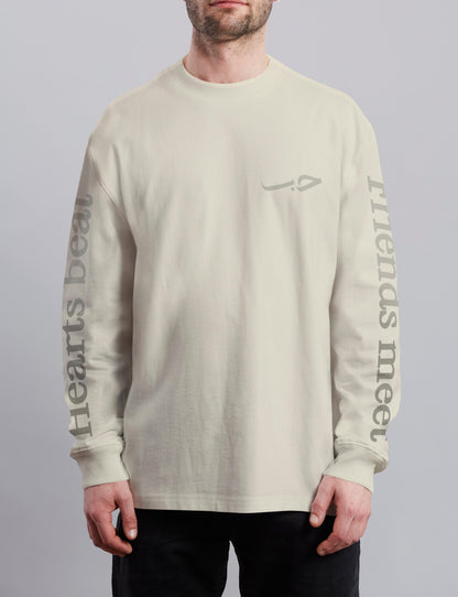 Hub Long Sleeve – Friends Meet, Hearts Beat